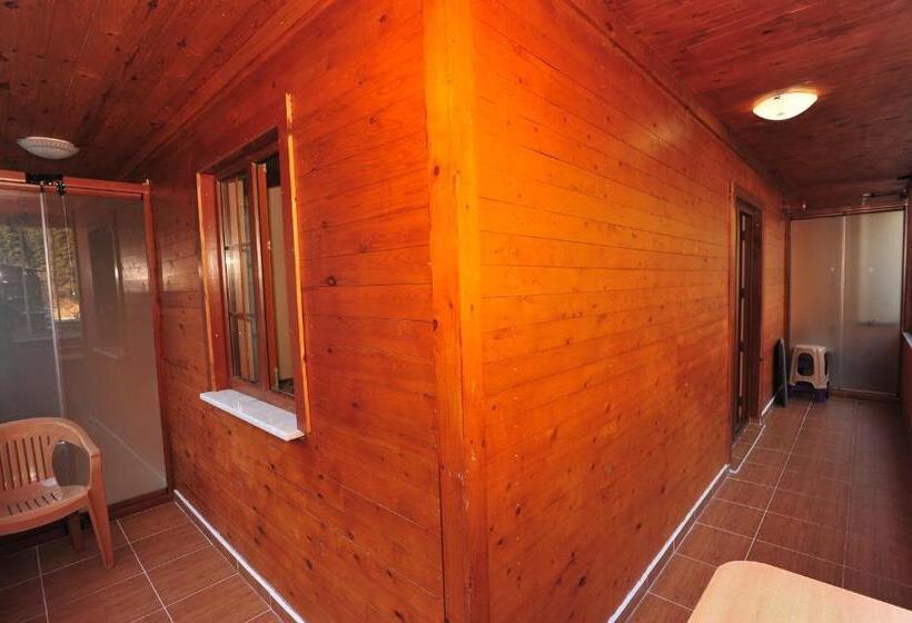 סוויטה עם נוף לנהר, Cam Hotel & Restaurant 2