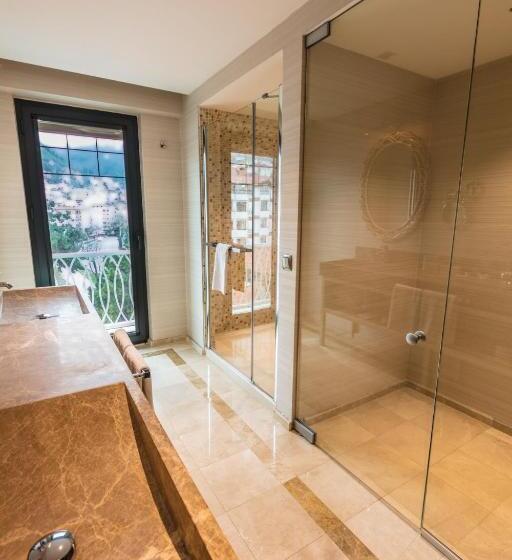 デラックススイート, Sinema Hotel Ordu