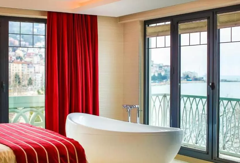 سوییت لوکس, Sinema Hotel Ordu