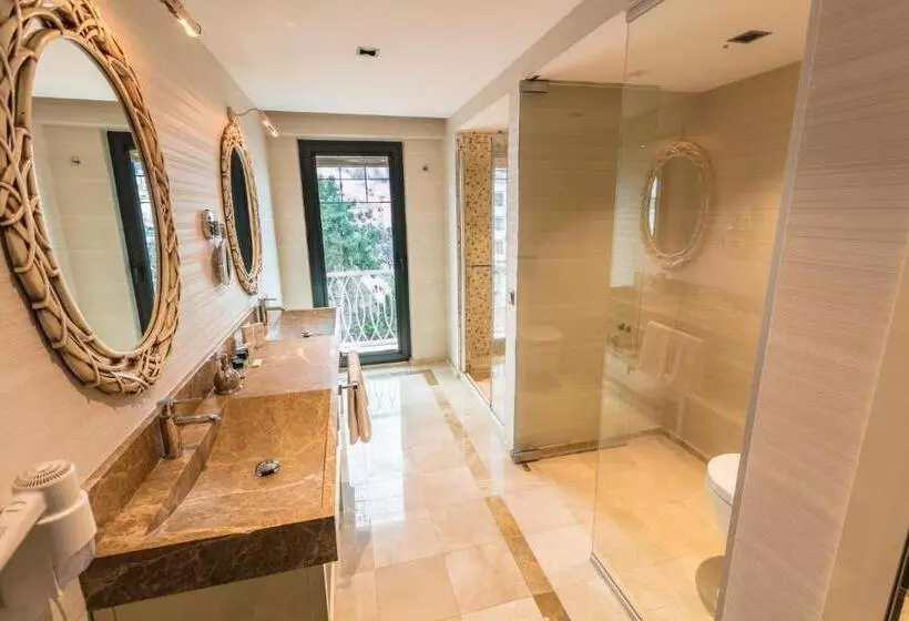 سوییت لوکس, Sinema Hotel Ordu
