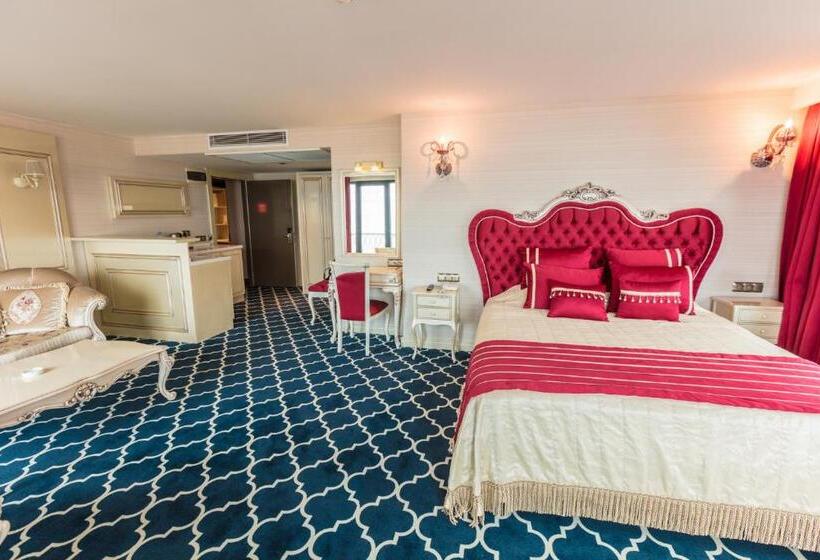 سوییت لوکس, Sinema Hotel Ordu
