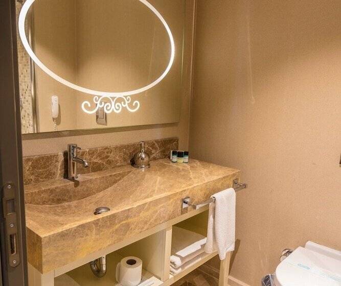 スタンダードトリプルルーム, Sinema Hotel Ordu