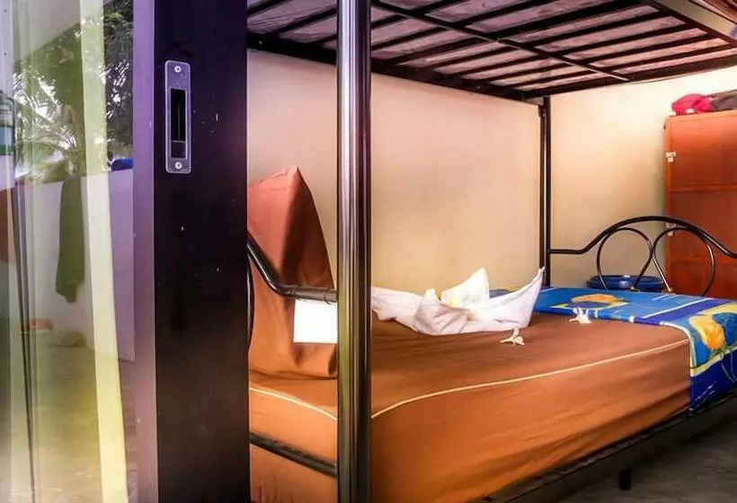 Vuode Makuusalissa, Infinity Beach Club Resort & Hostel Koh Phangan