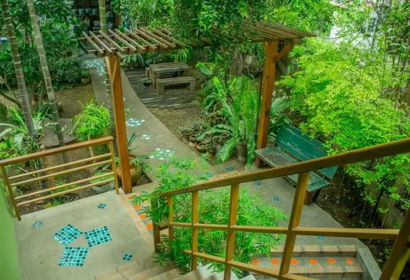 اتاق لوکس با بالکن, Auangkham Resort