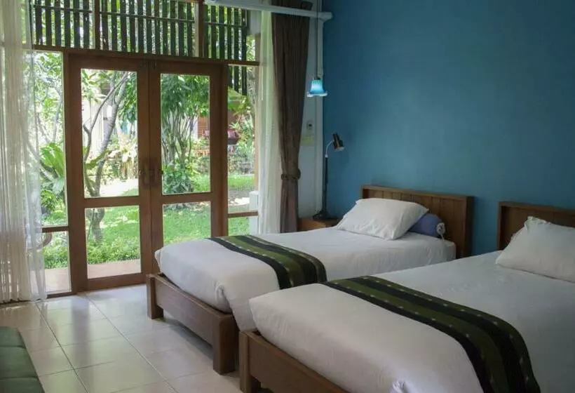 اتاق استاندارد با چشم‌انداز باغ, Auangkham Resort
