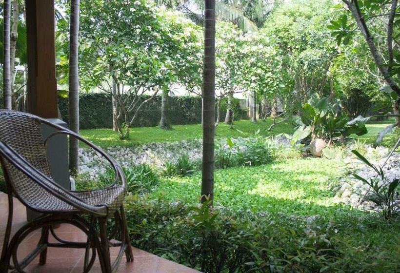 חדר דלוקס עם מרפסת, Auangkham Resort