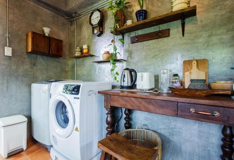 וילה עם חדר שינה אחד ובריכת שחיה, Foresta Villa