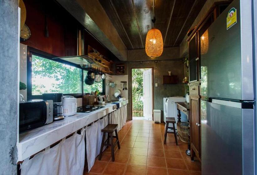 וילה עם חדר שינה אחד ובריכת שחיה, Foresta Villa