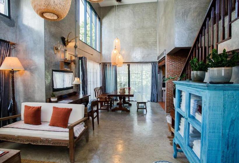 וילה עם חדר שינה אחד ובריכת שחיה, Foresta Villa