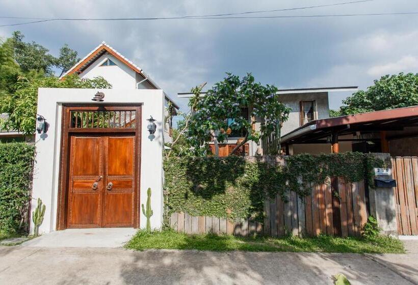 וילה עם חדר שינה אחד ובריכת שחיה, Foresta Villa