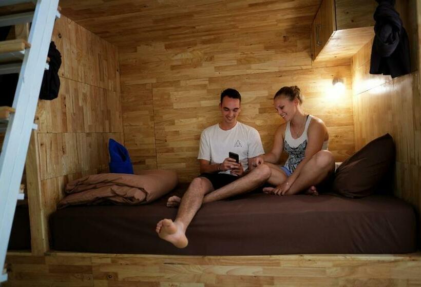 共用房间的床, Coco Khao Sok Hostel