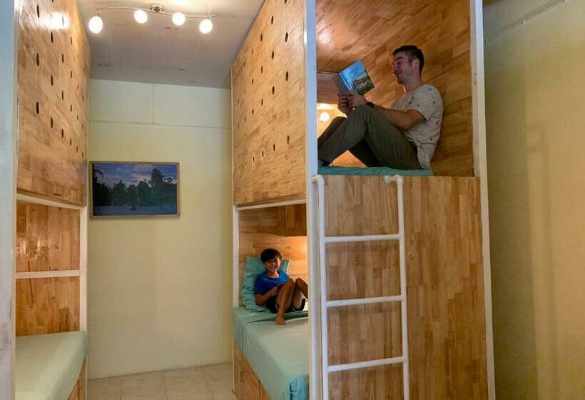 共用房间的床, Coco Khao Sok Hostel