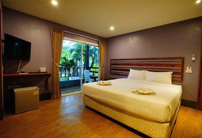 غرفة ديلوكس مزودة بشرفة, Apple Beachfront Resort