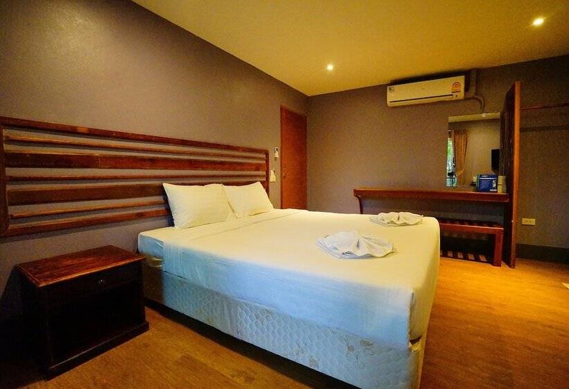 غرفة ديلوكس مزودة بشرفة, Apple Beachfront Resort