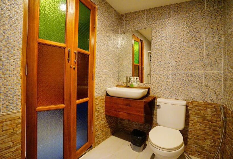 غرفة ديلوكس مزودة بشرفة, Apple Beachfront Resort