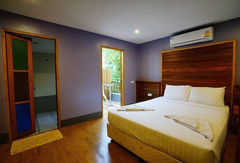 غرفة سوبيريور مطلة على الجبل, Apple Beachfront Resort