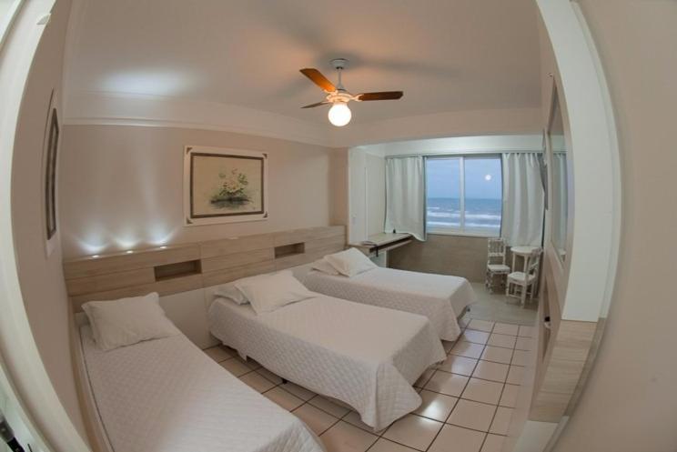 디럭스 트리플 룸, Araçá