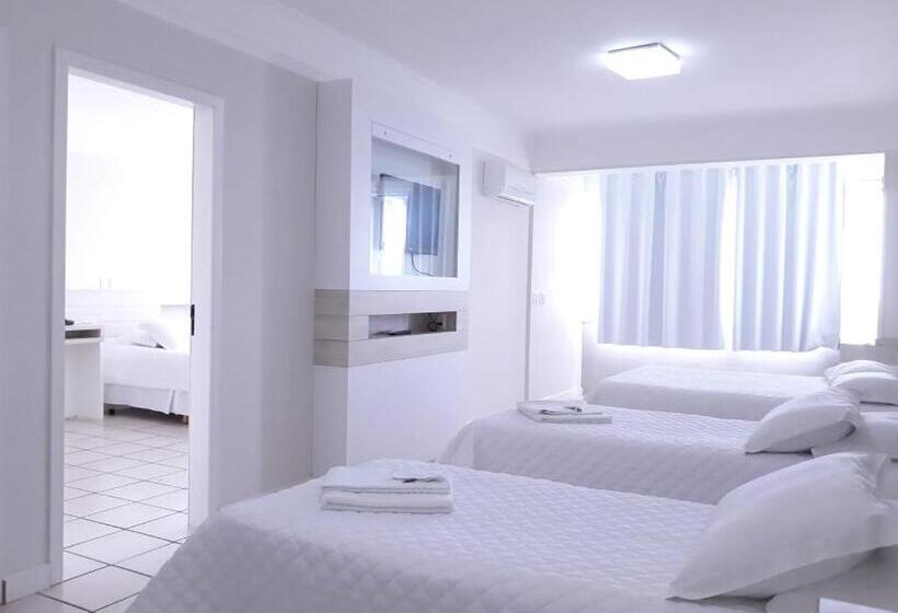 디럭스 패밀리 룸, Araçá