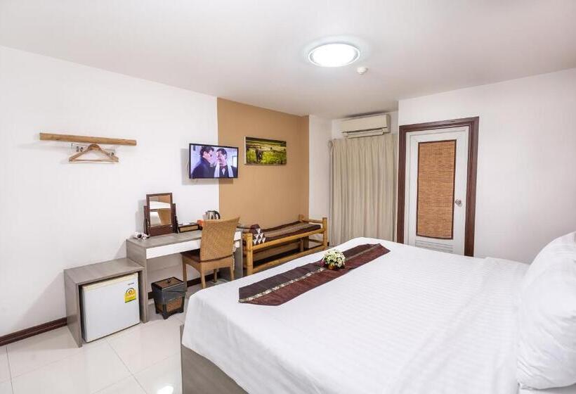 Номер Deluxe Кровать Кинг, Baan Thai Boutique