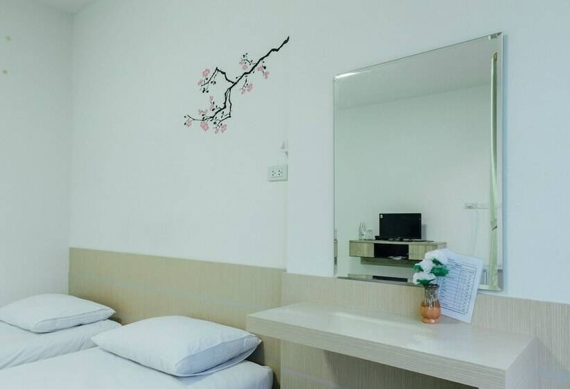 Номер Стандарт, Cheaper Room