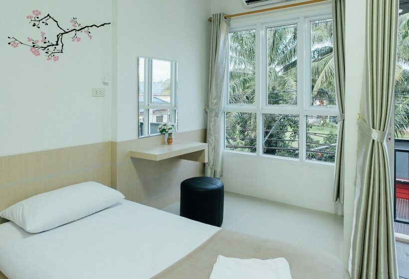 Номер Стандарт, Cheaper Room