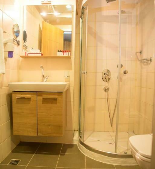 스탠다드 룸, Efeler