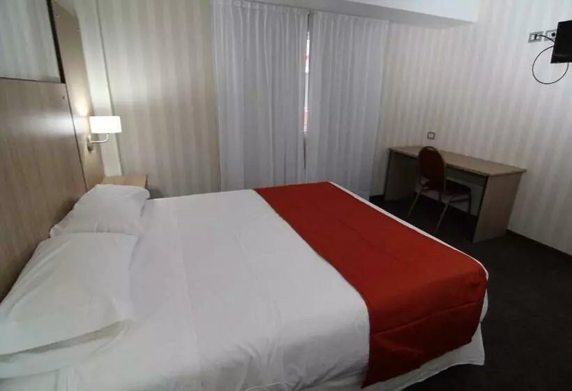 Superior Single Room