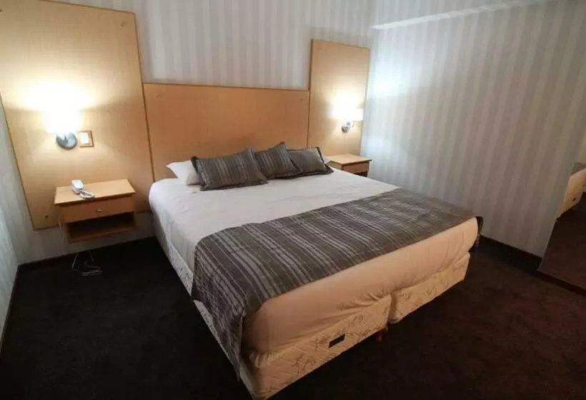 اتاق سوپریور یک تخته, El Cortijo