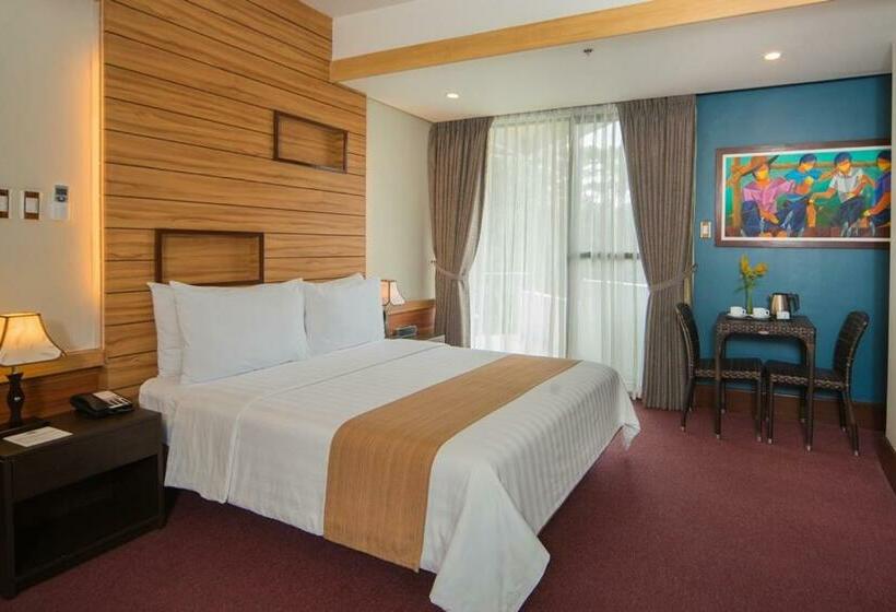 Номер Deluxe, Grand Sierra Pines Baguio