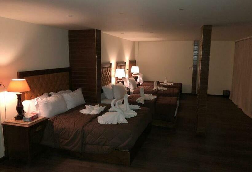 سوئیت رویال, Great Pyramid Inn