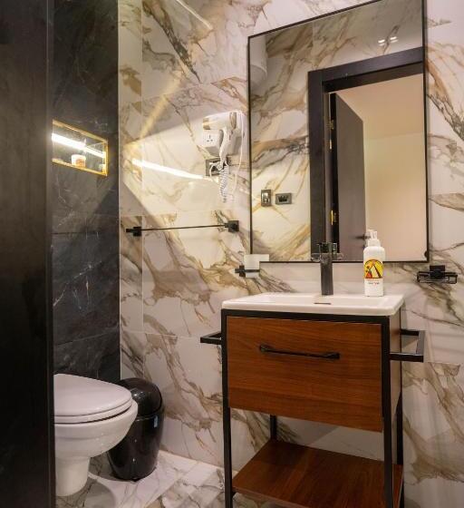 اتاق استاندارد با چشمانداز, Great Pyramid Inn