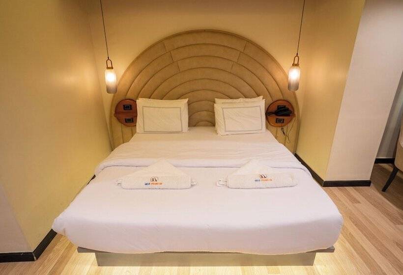 اتاق استاندارد با چشمانداز, Great Pyramid Inn