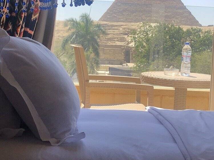 اتاق استاندارد با چشمانداز, Great Pyramid Inn