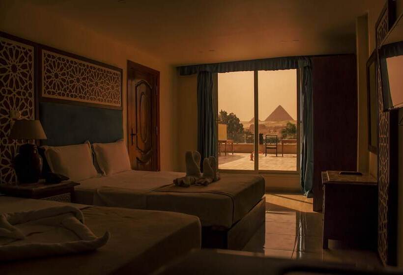 اتاق لوکس چهار تخته, Great Pyramid Inn