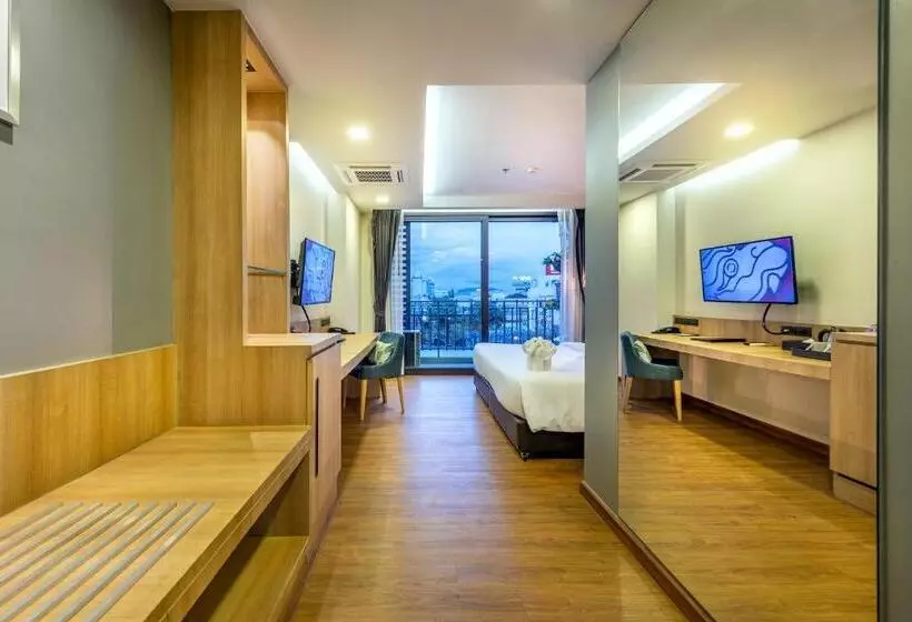 プールの見えるデラックスルーム, Plaai Prime Hotel Rayong Sha Extra Plus