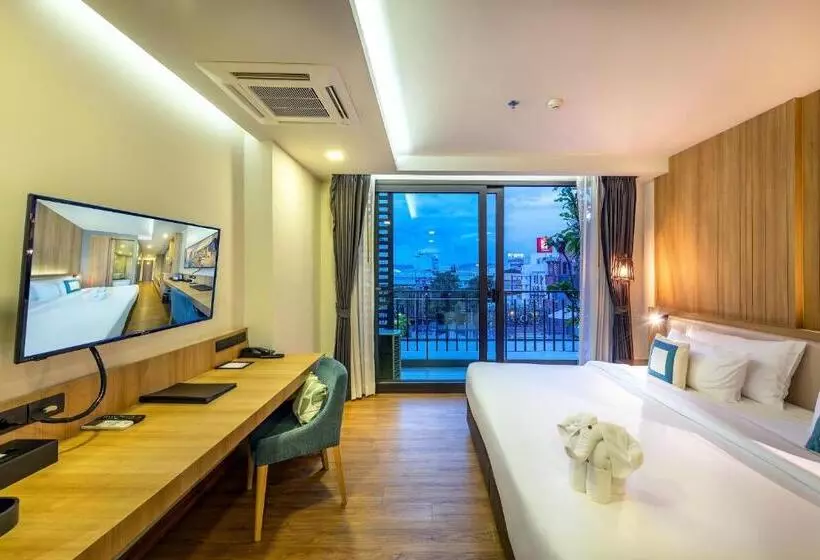 プールの見えるデラックスルーム, Plaai Prime Hotel Rayong Sha Extra Plus
