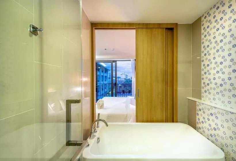 プールの見えるデラックスルーム, Plaai Prime Hotel Rayong Sha Extra Plus