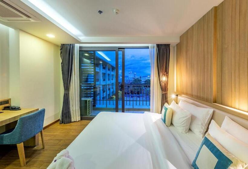 풀장 전망 디럭스 룸, Plaai Prime Hotel Rayong Sha Extra Plus