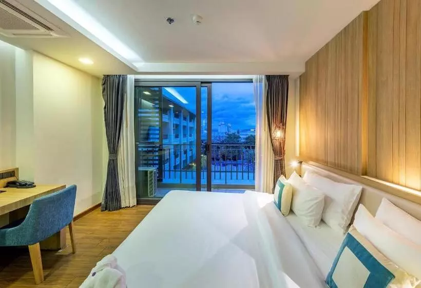 プールの見えるデラックスルーム, Plaai Prime Hotel Rayong Sha Extra Plus