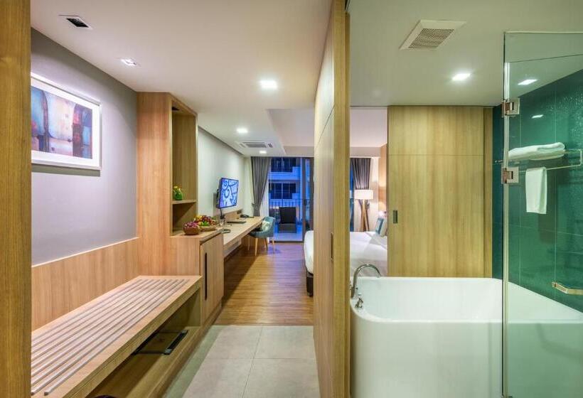 스탠다드 스튜디오 풀장 전망, Plaai Prime Hotel Rayong Sha Extra Plus