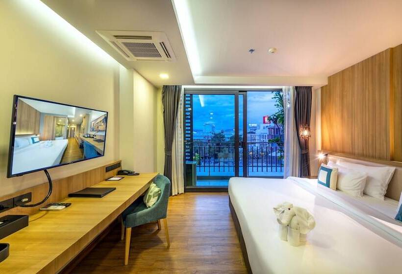 풀장 전망 디럭스 룸, Plaai Prime Hotel Rayong Sha Extra Plus