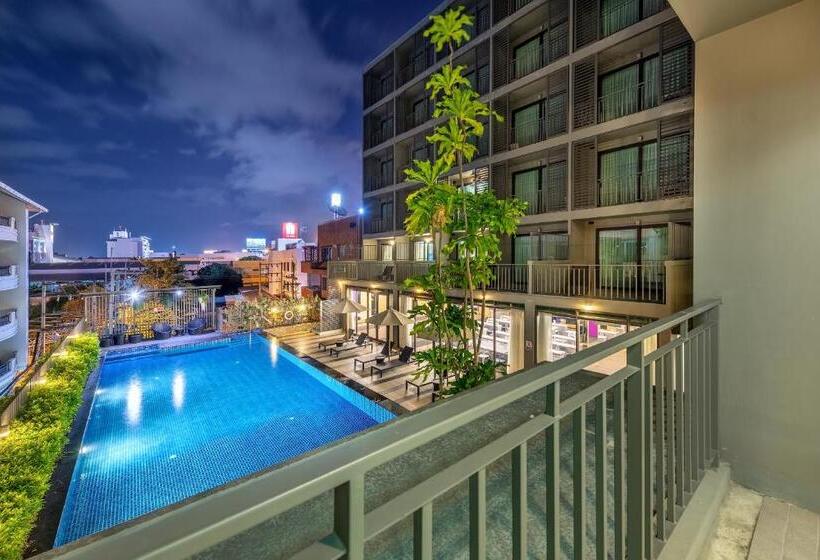 اتاق لوکس با چشم‌انداز استخر, Plaai Prime Hotel Rayong Sha Extra Plus