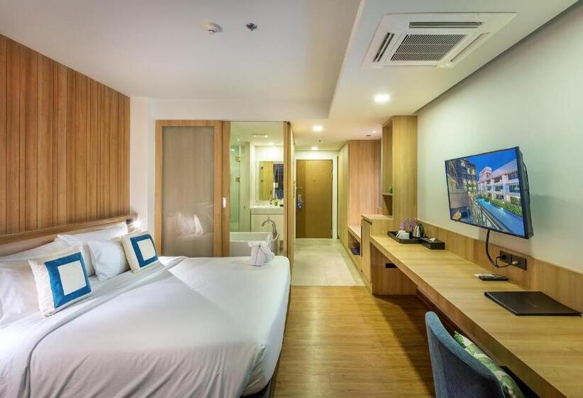 스탠다드 스튜디오 풀장 전망, Plaai Prime Hotel Rayong Sha Extra Plus
