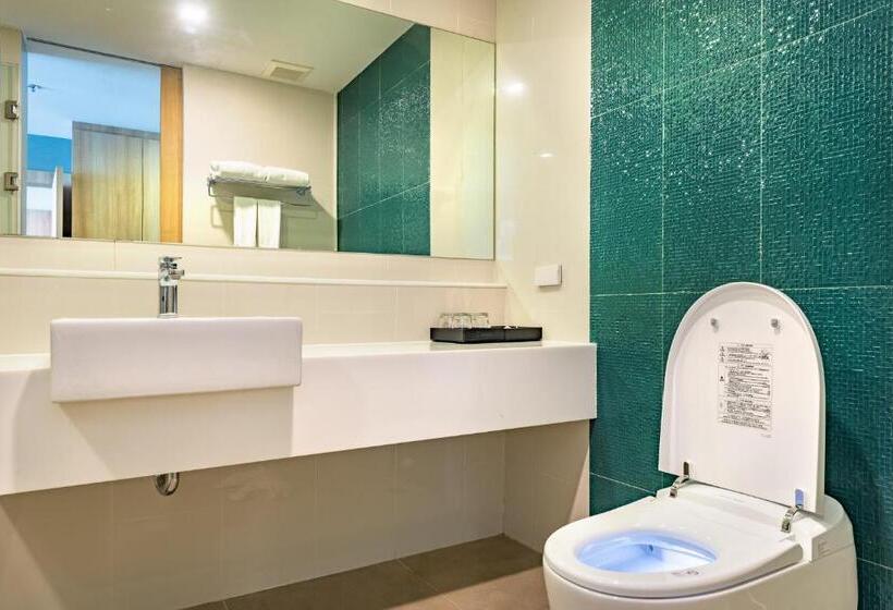 استودیو استاندارد با چشم‌انداز استخر, Plaai Prime Hotel Rayong Sha Extra Plus