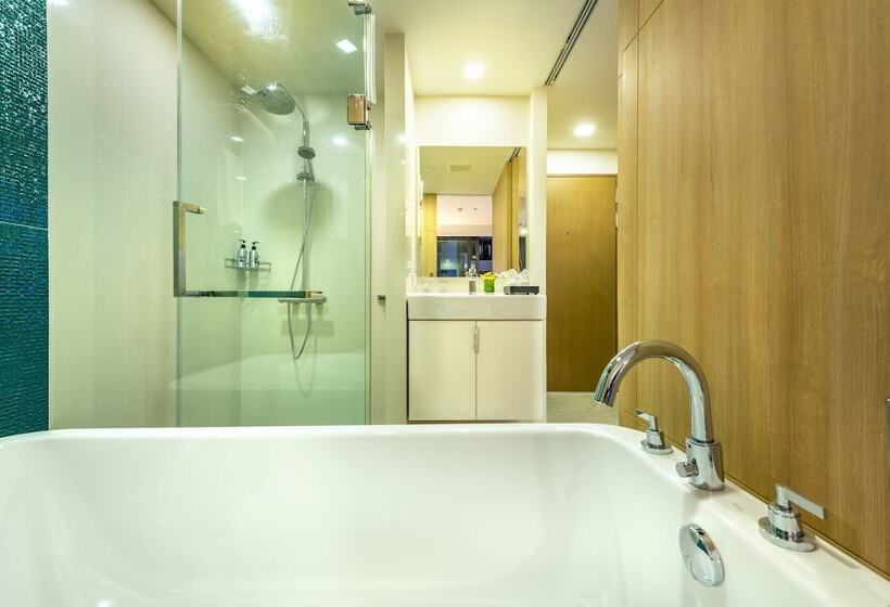 스탠다드 스튜디오 풀장 전망, Plaai Prime Hotel Rayong Sha Extra Plus