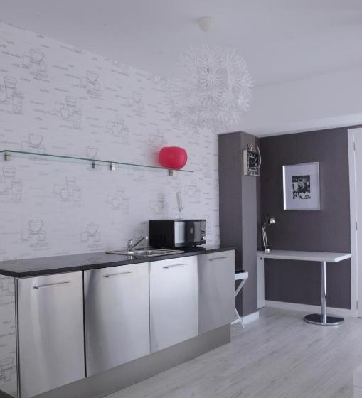 Люкс Повышенной Комфортности, Prassa 3 Boutique