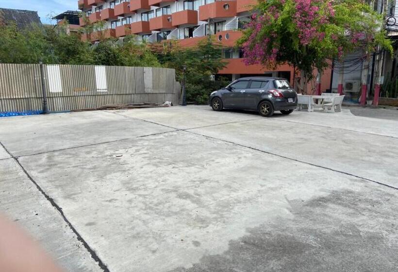 Номер Стандарт с Балконом, Jomtien Longstay Hotel Sha Plus Certified