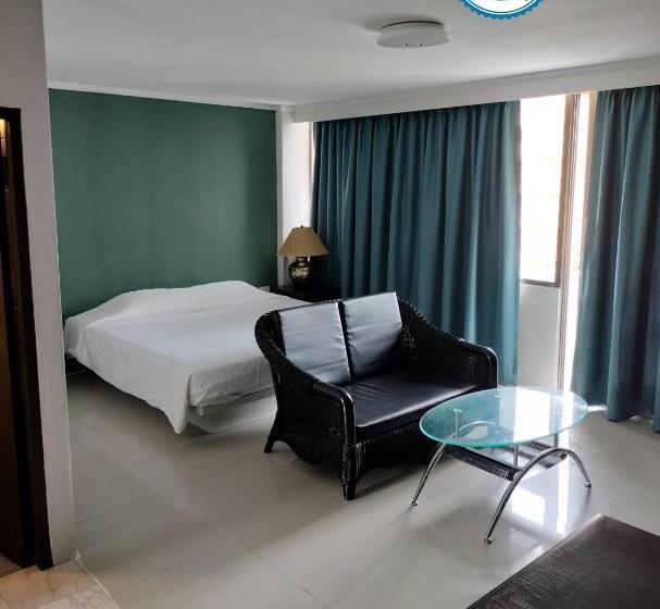 Deluxe Junior Suite, Jomtien Longstay Hotel   Sha Plus Certified