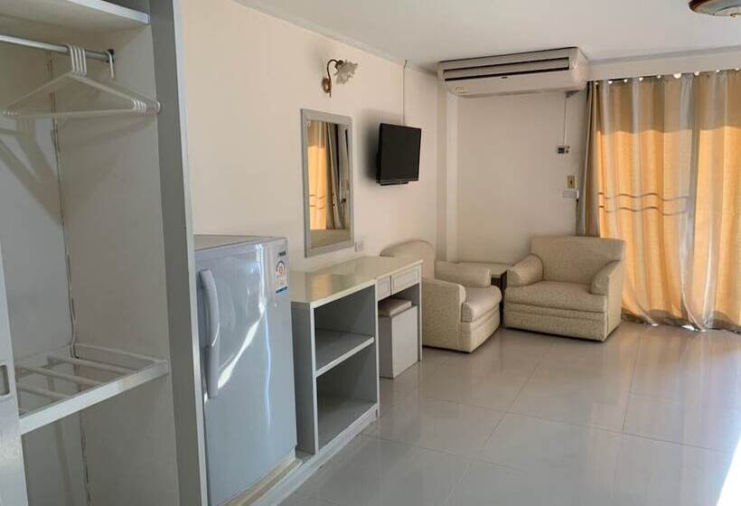 Номер Стандарт с Балконом, Jomtien Longstay Hotel Sha Plus Certified