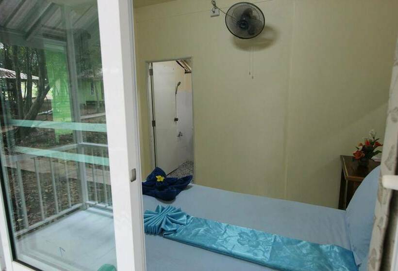 بنجلو سوبيريور, Koh Phayam Greentawan Resort